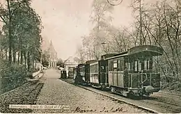 Carte postale ancienne montrant une rame du tramway à vapeur au terminus de Bonsecours