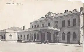 Façade de la gare, avant la Première Guerre mondiale.