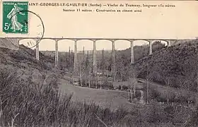 Le viaduc de Saint-Georges-le-Gaultier.