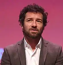 Description de l'image Ian Bohen 2018 (41112128064) (cropped).jpg.