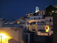 Ville d'Ibiza dans la nuit.