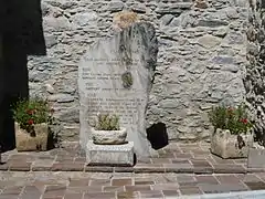 Le monument aux morts.