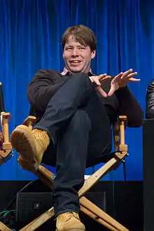 Ike Barinholtz dans le rôle de Morgan Tookers.