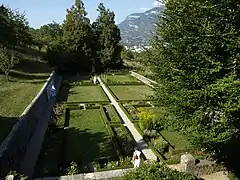 Jardin en terrasse aux Charmettes.