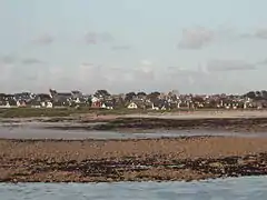 Vue sur Dourlin (Île-Grande) de l'île Aganton