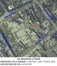 l’ilot des Tanneurs sur photo aérienne de 1985. La rue des Tanneurs est élargie après démolition-reconstruction des immeubles des numéros pairs. L’ilot des Tanneurs est en cours de démolition