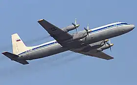 Un Iliouchine Il-18 d'Aeroflot, similaire à celui impliqué dans l'accident.