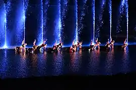 Numéro de danse sur le grand lac.