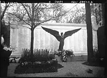 Photo du monument aux polytechniciens morts la France