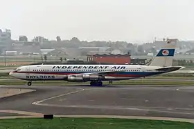 N7231T, l'appareil impliqué dans l'accident, ici à l'aéroport d'Amsterdam-Schiphol en janvier 1985