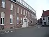 (nl) De voormalige Sint-Mariaschool, later de Sint-Andrieskliniek, thans Woon- en Zorgcentrum Sint-Andries met kloosterhuis