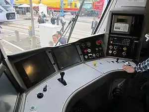 La cabine d'une Class 707