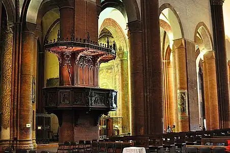 Intérieur de Santa Maria del Carmine.