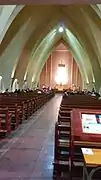 Intérieur de l'église Saint Martin de Rennes lors d'un office.