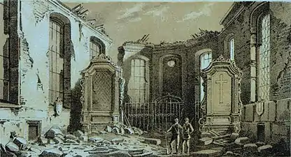 Intérieur de l’église après les bombardements