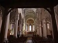 Intérieur de l'église de Messimy.