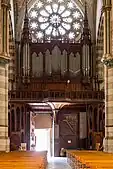 Orgue de tribune.