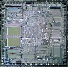 Vue du die du microprocesseur Intel 80286 en version 8 MHz.