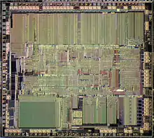 Vue du die du microprocesseur Intel 80386 SX-20.