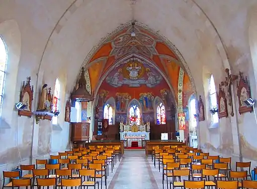 Vue de la nef et de l'abside.