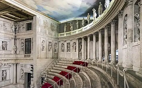 La salle du teatro Olimpico.