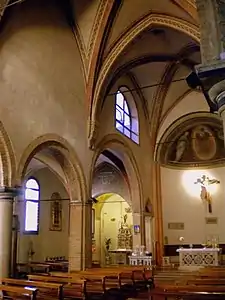 L'intérieur de l'église.