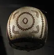 Ballon d'Iñupiaq (1910) provenant de Barrow (Alaska), collection du NMAI.