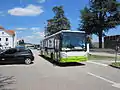 Un autobus en tests près de l'usine d'Irisbus Annonay, destiné au réseau Idelis.