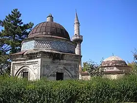 Le turbe de la mosquée Aladja et ses faïences.