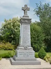 Monument aux morts de Berguette.