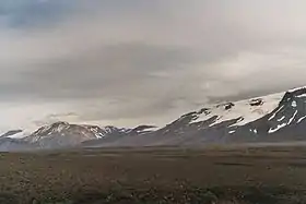 Vue sur les contreforts du Langjökull depuis la Kaldidalsvegur.
