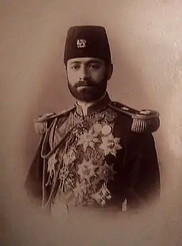 Esmail Momtaz od-Dowleh (son frère)