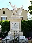 Le monument aux morts sculpté par Daniel Dorillac (1883-1939).