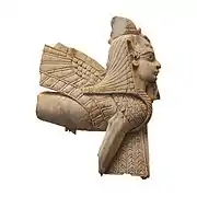 Sphinx néo-hittite égyptisant. Ivoire, relief, VIIIe siècle.Louvre