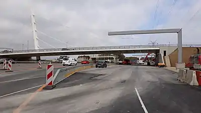 Le pont haubané sur la A1 en octobre 2021.