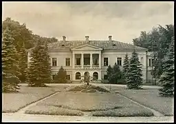 Le manoir Jašiūnai (en) (avant 1934).