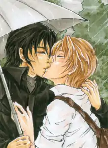 Dessin couleur de style manga, où deux jeunes hommes s'embrassent sous un parapluie.
