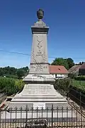 Monument aux morts.