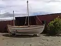 La réplique du James Caird encore à l’atelier avant son inauguration au musée.