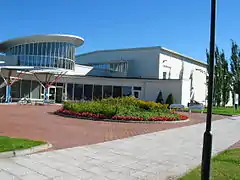 La bibliothèque.