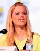 Janet Varney (en)