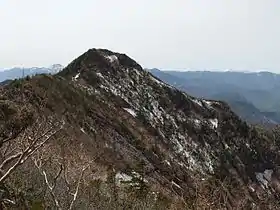 Vue du mont Taishaku depuis le mont Nyohō