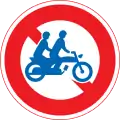 Interdit aux motos transportant deux personnes