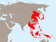 Carte de l'Asie et de l'Océanie, montrant en rouge le Japon et les territoires conquis par celui-ci en Asie de l'Est et en Asie du Sud-Est.