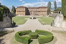 L'arrière du Palais Pitti vu du Jardin de Boboli.