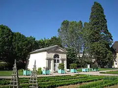 La petite Orangerie construite en 1833