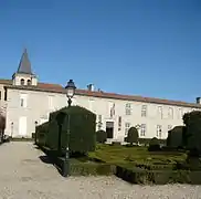 Jardin à la française de l'Évêché aménagé et dessiné, en 1676, par André Le Nôtre, jardinier du roi Louis XIV.