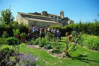 Jardin des senteurs, espace botanique de plaisir.