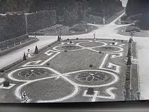 Jardins à la française et allée d'entrée d'1 km