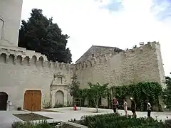 Accès aux anciennes cuisines du palais